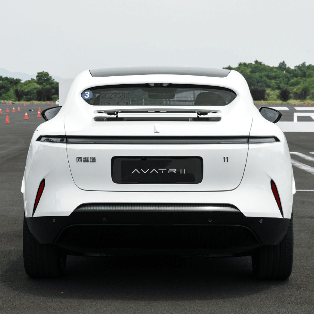 Avatr 11
