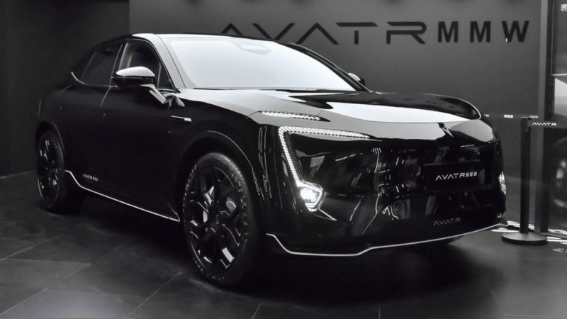 Avatr 11