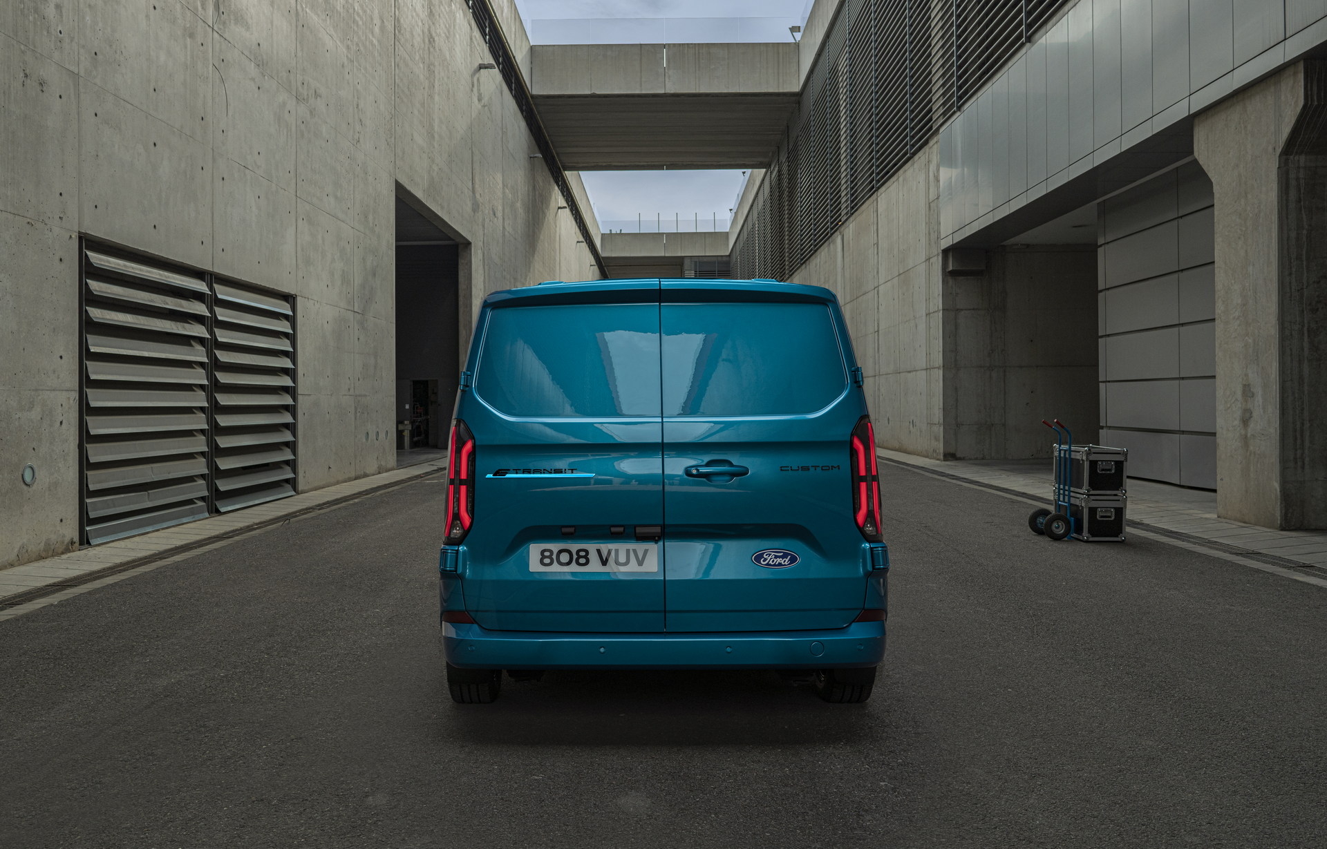 2023 Ford Transit Custom