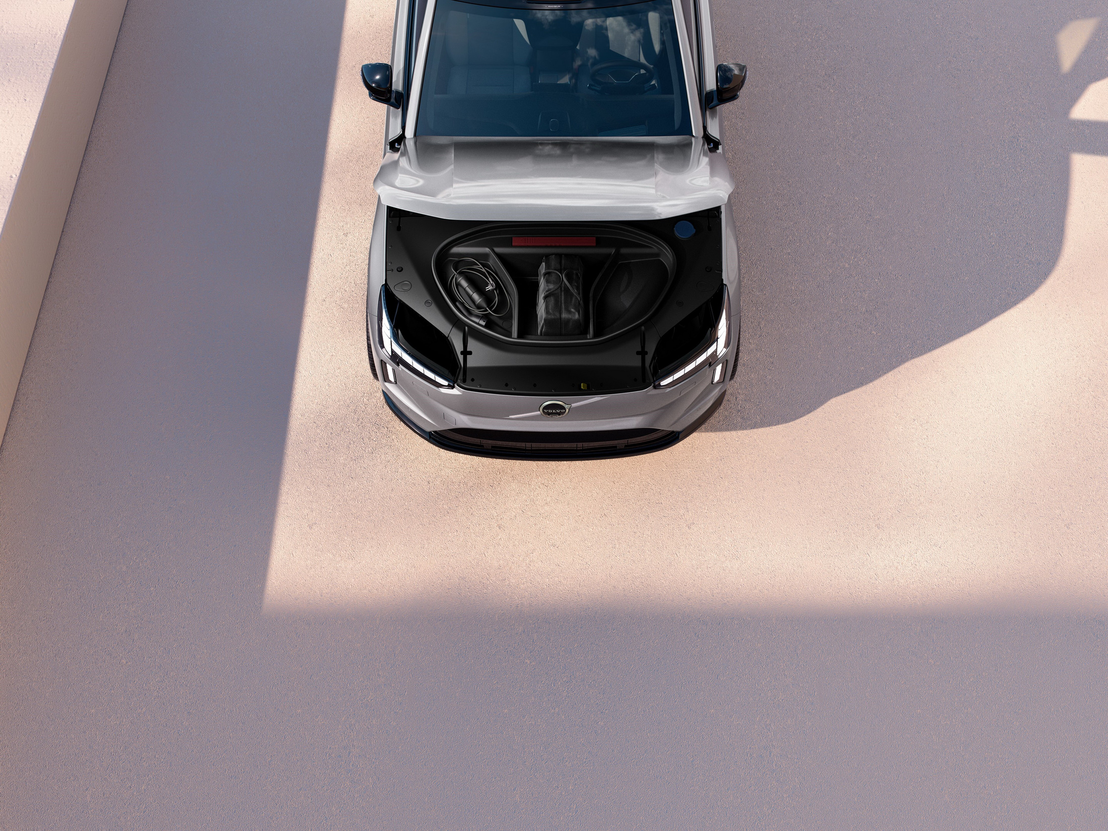 Yeni Volvo EX90