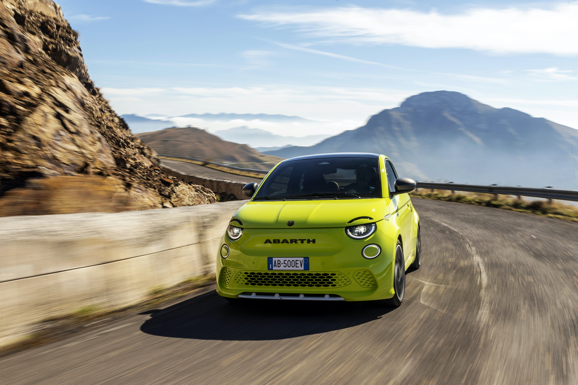 2023 Abarth 500e