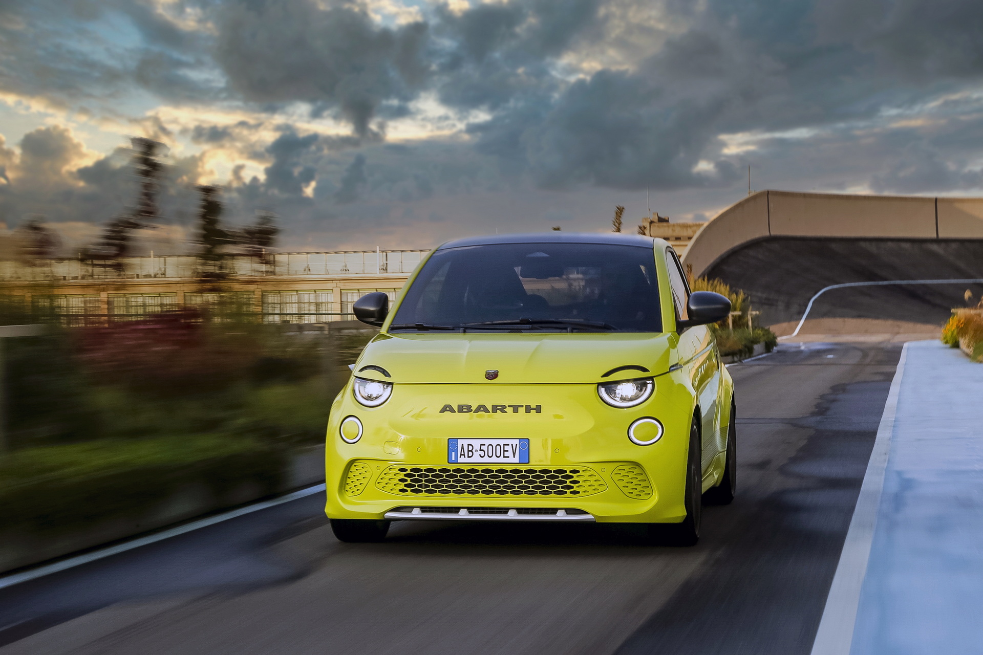 2023 Abarth 500e