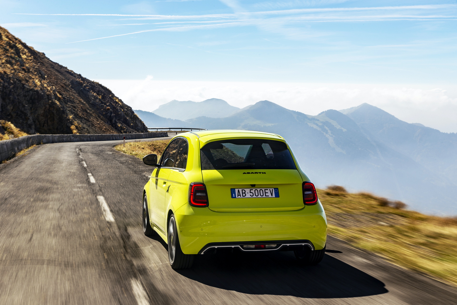 2023 Abarth 500e