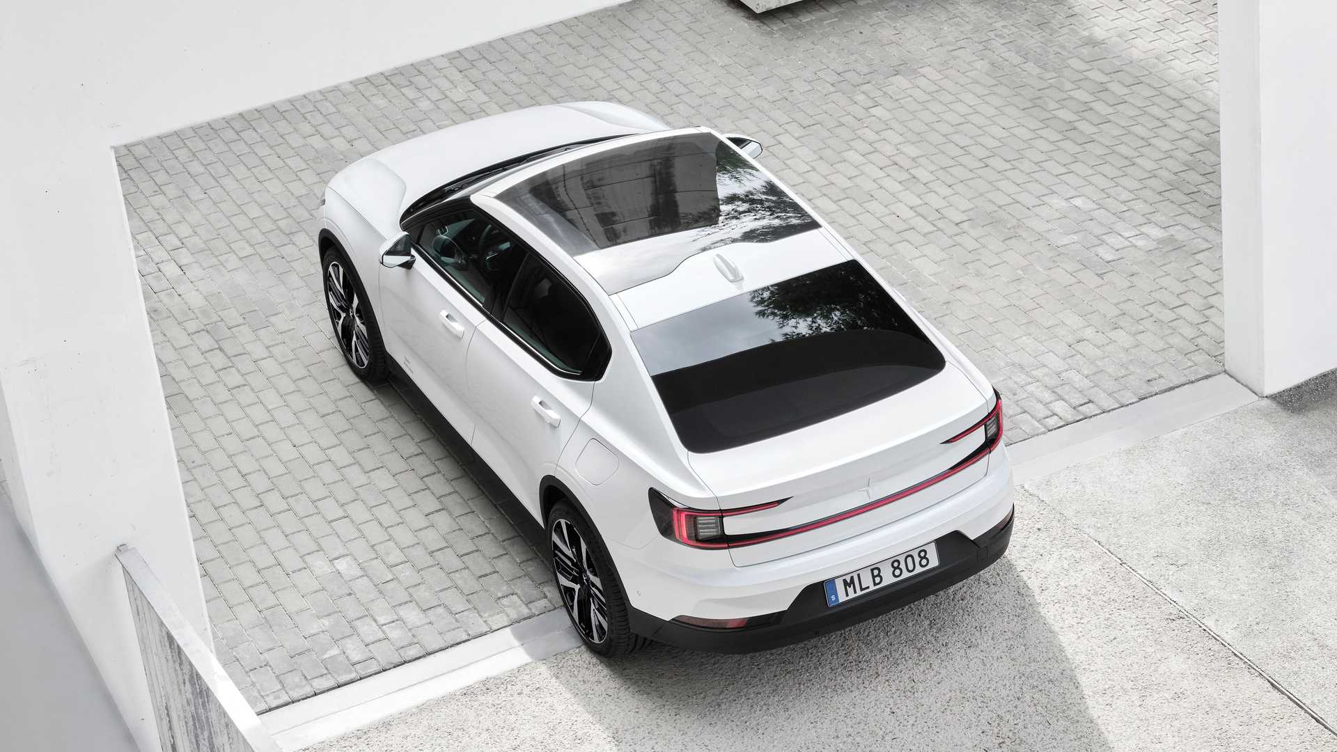 2024 Polestar 2