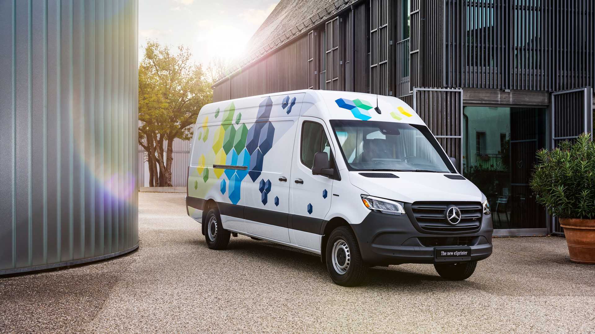 2024 Mercedes eSprinter