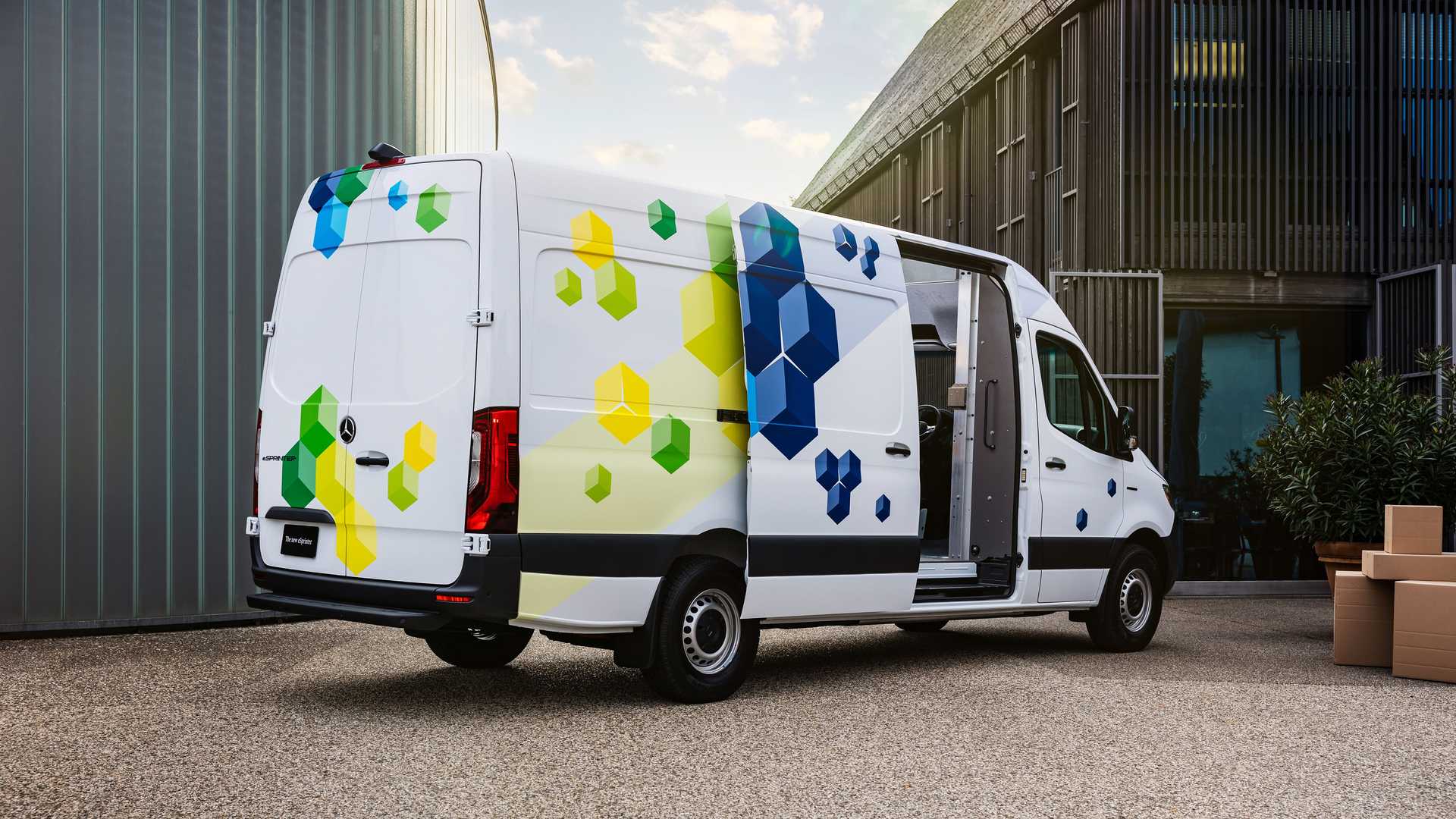 2024 Mercedes eSprinter