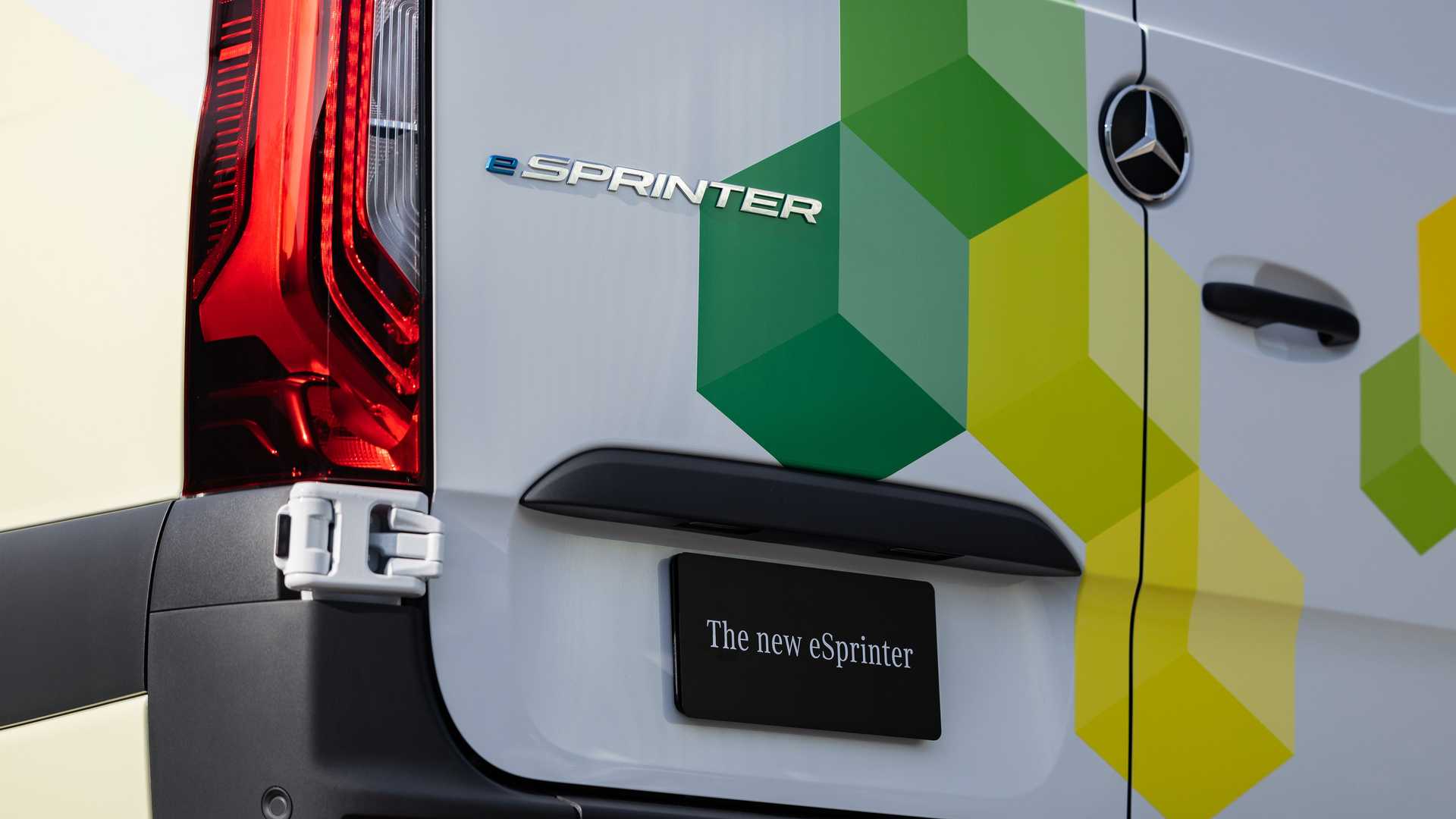 2024 Mercedes eSprinter