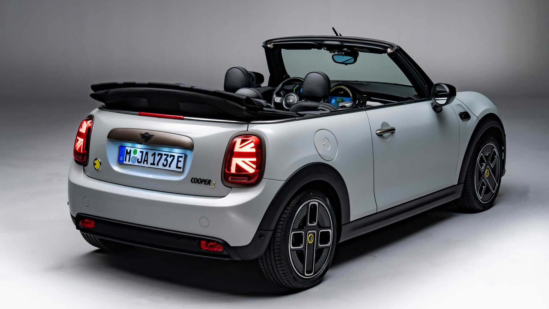 Mini Cooper SE Convertible