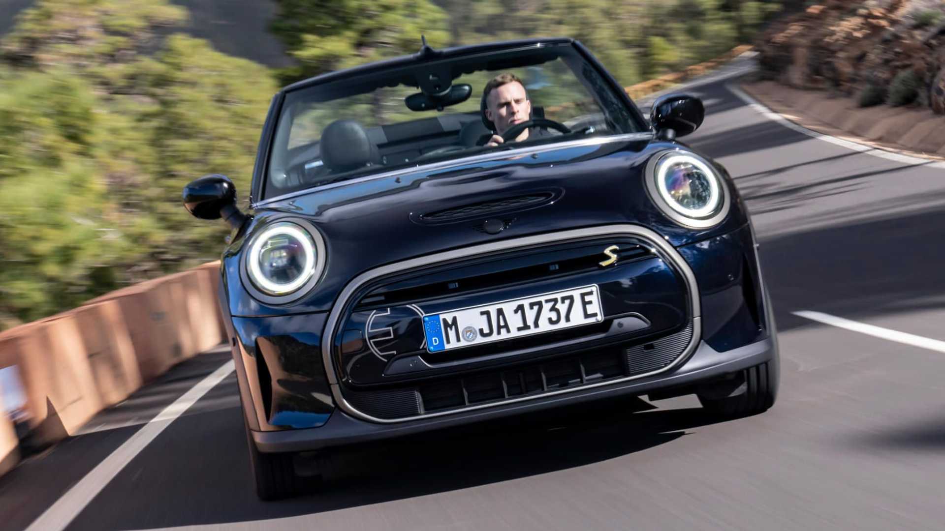 Mini Cooper SE Convertible