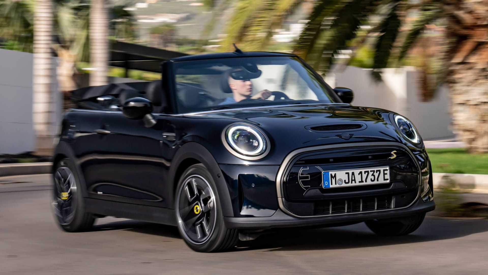 Mini Cooper SE Convertible