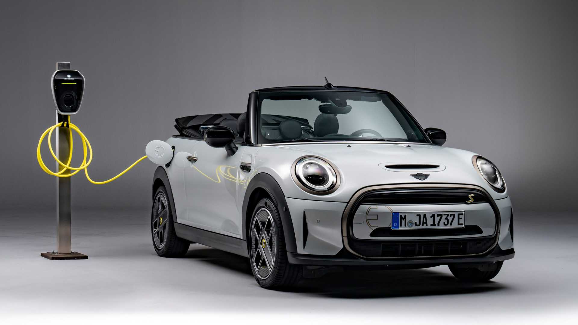 Mini Cooper SE Convertible