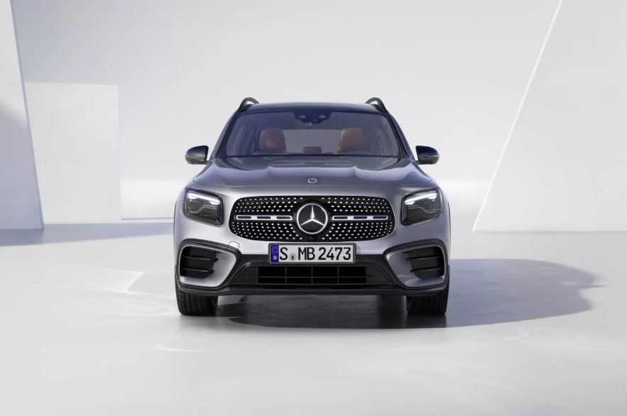 Makyajlı Mercedes GLA ve GLB