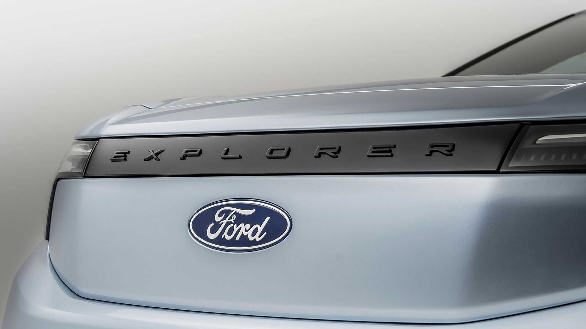 Yeni Ford Explorer EV