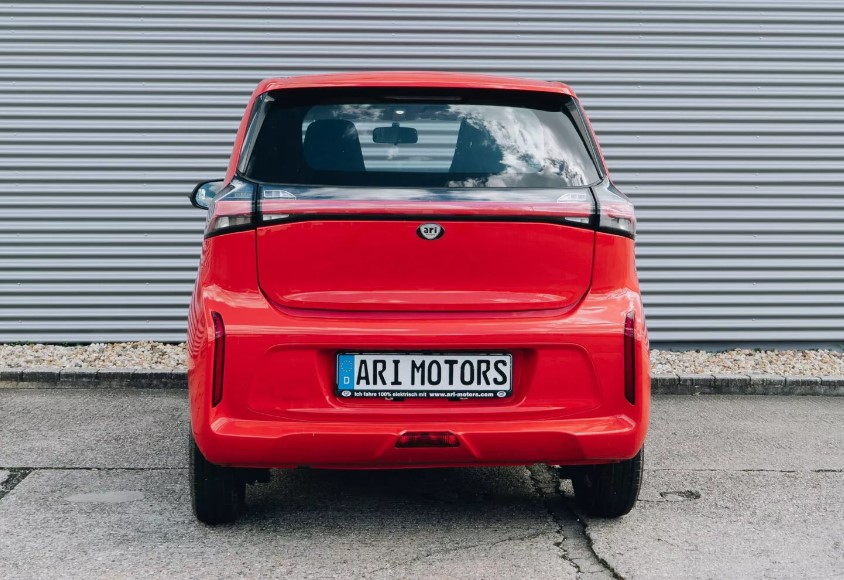 ARI Motors 902