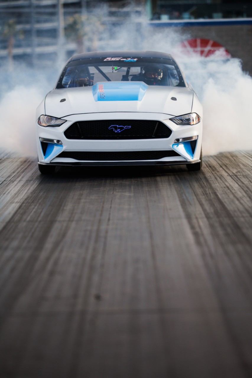 Mustang Super Cobra Jet 1800