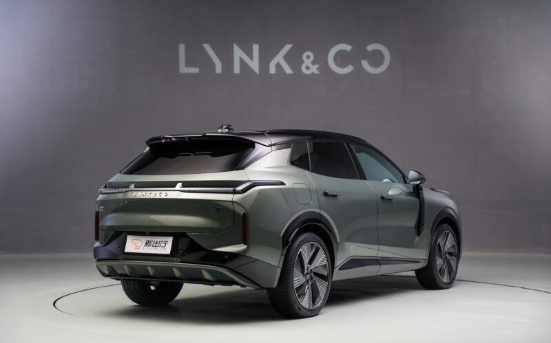 Lynk & Co 08