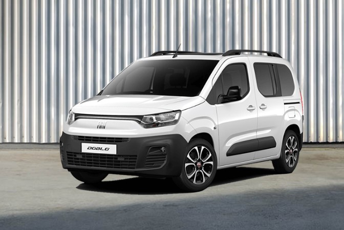 Yeni 2023 Fiat Doblo