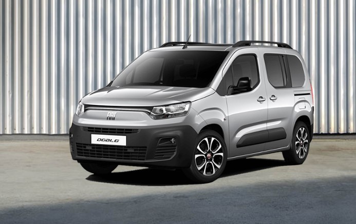 Yeni 2023 Fiat Doblo