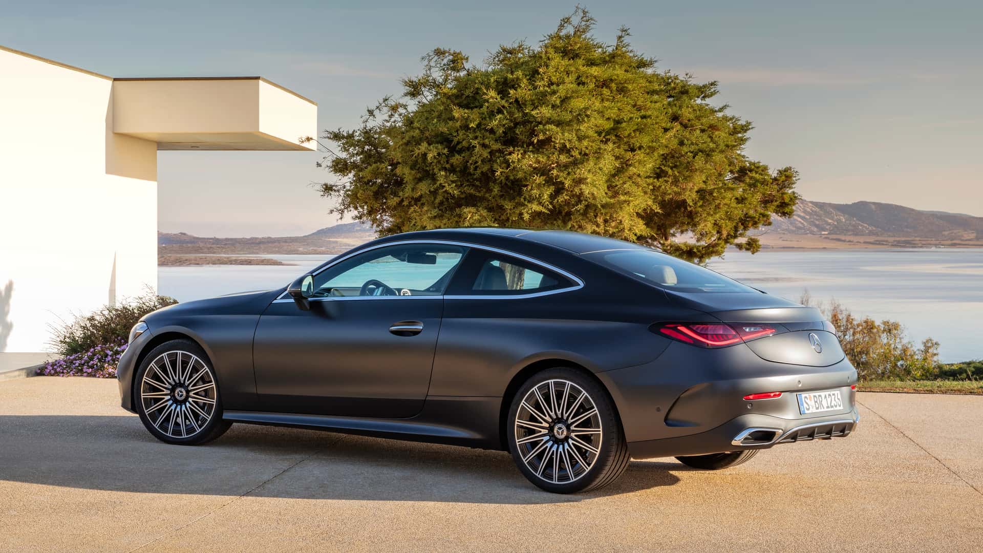 2024 Mercedes CLE Coupe tanıtıldı İşte tasarımı ve özellikleri