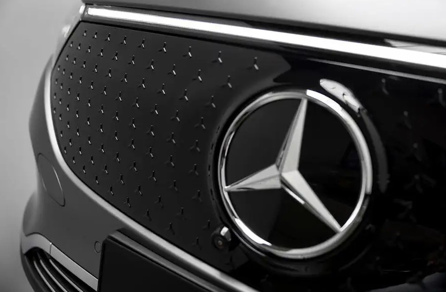 Yeni Mercedes Benz EQA ve EQB