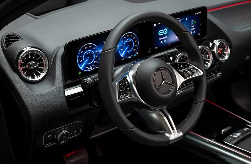 Yeni Mercedes Benz EQA ve EQB