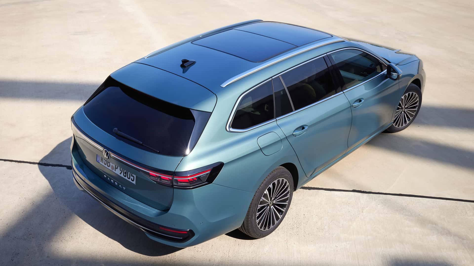 Yeni Volkswagen Passat tanıtıldı İşte tasarımı ve özellikleri