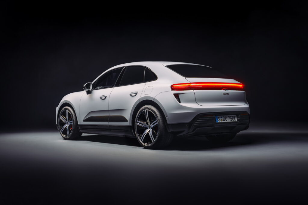 Porsche Macan EV