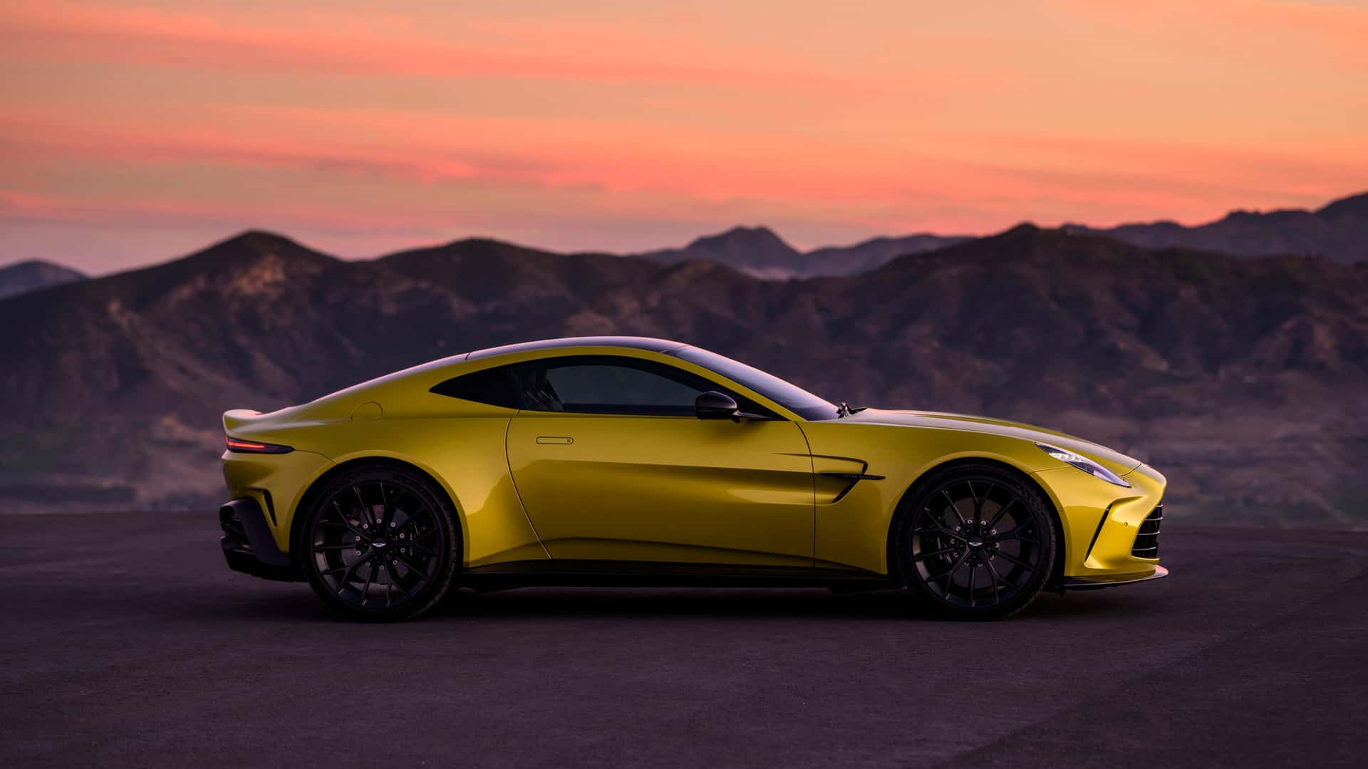 Aston Martin Vantage