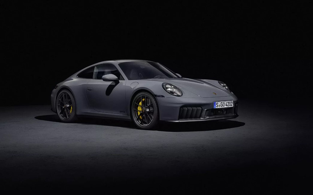 2025 Porsche 911 Carrera GTS