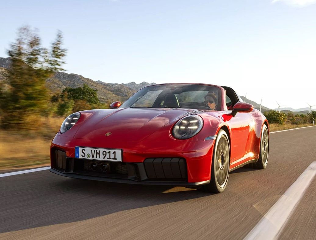 2025 Porsche 911 Carrera GTS