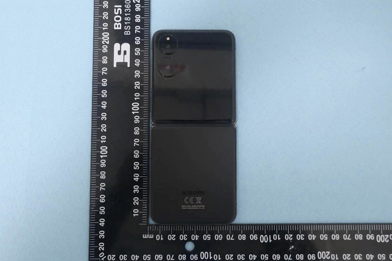 Xiaomi Mix Flip ortaya çıktı