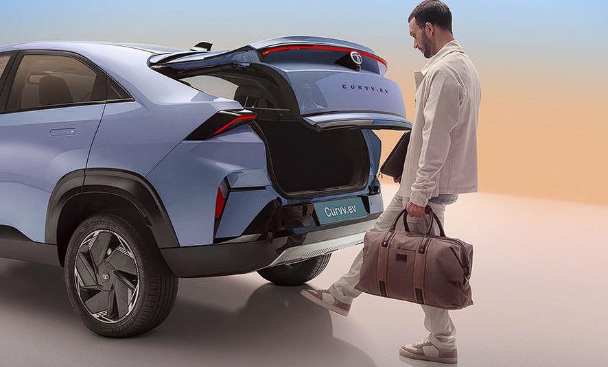 2025 Tata Curvv