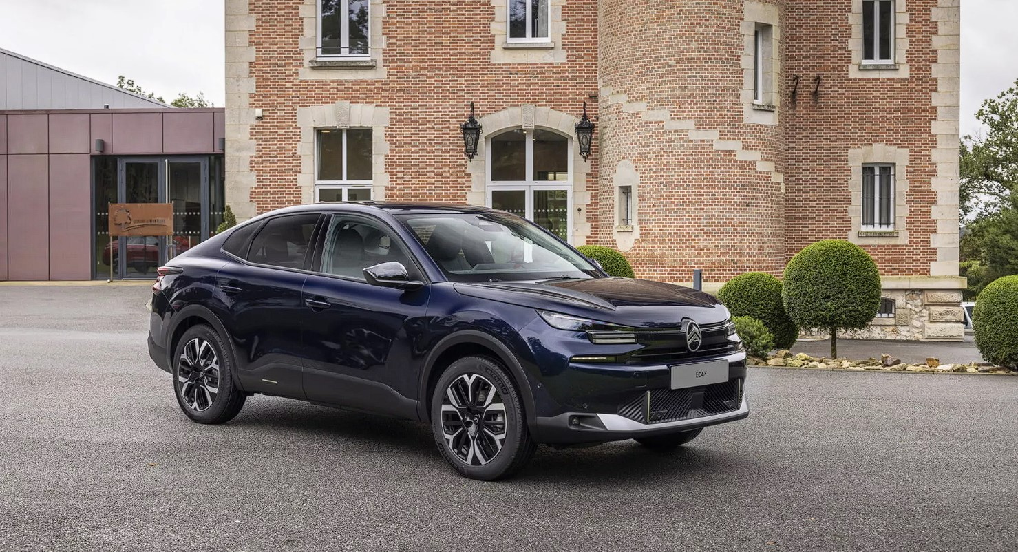 2025 Citroen C4 ve C4 X