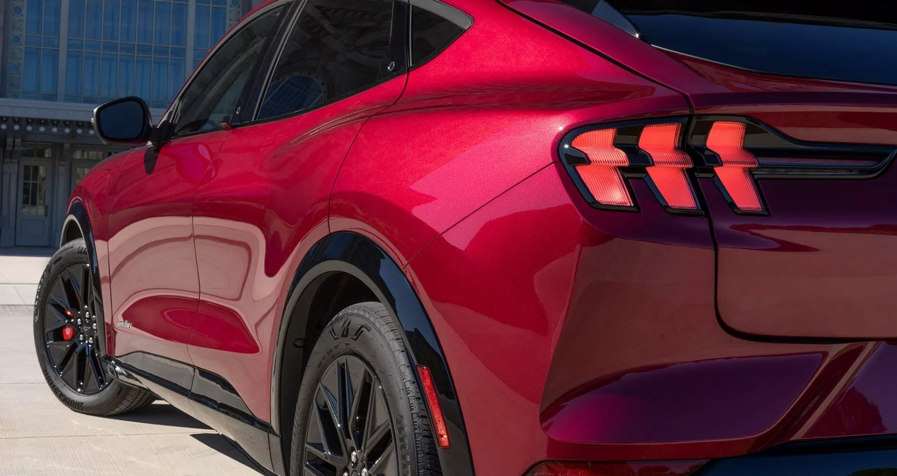 2025 Ford Mustang Mach-E