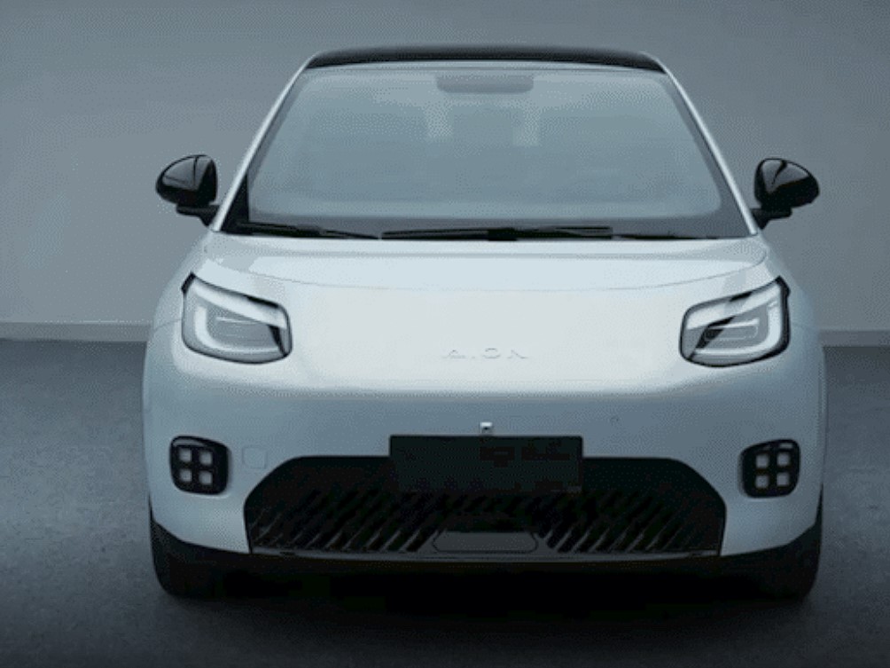 Aion elektrikli hatchback