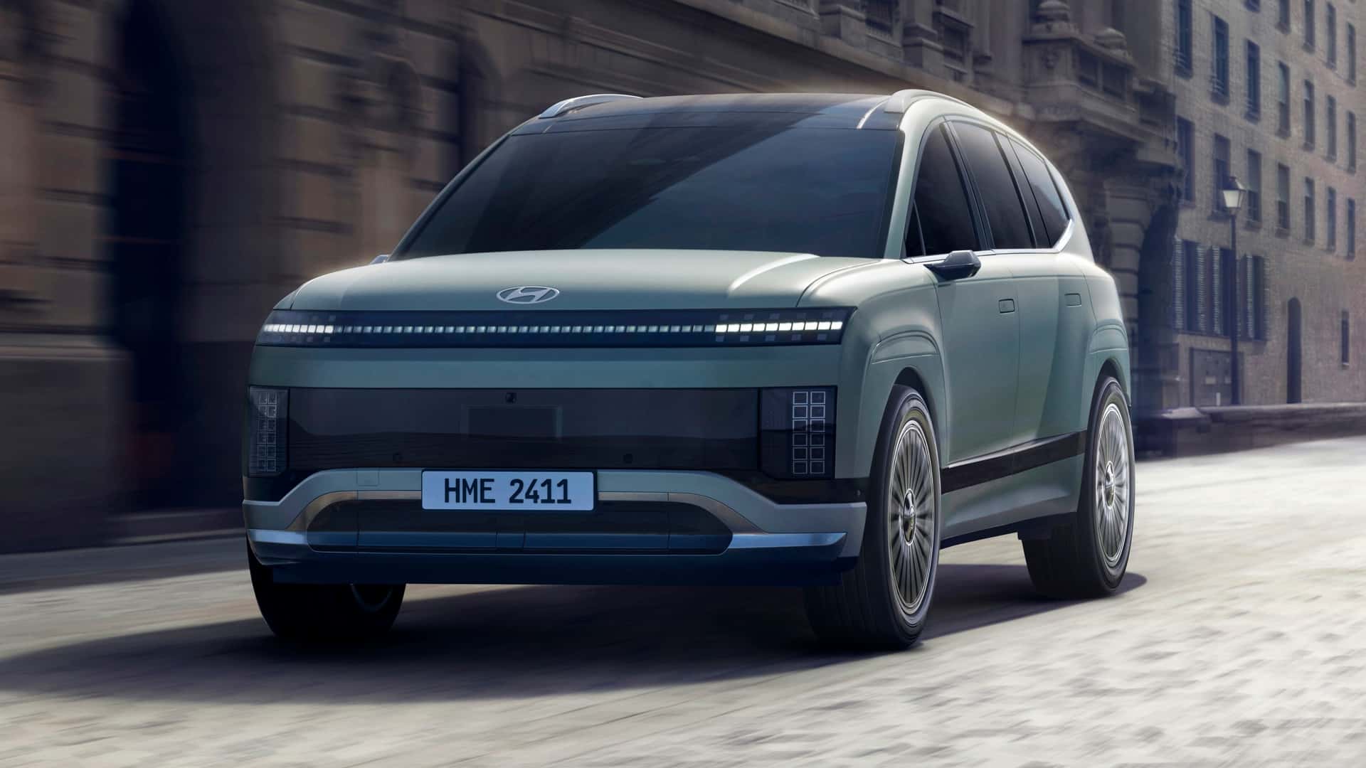 2025 Hyundai IONIQ 9