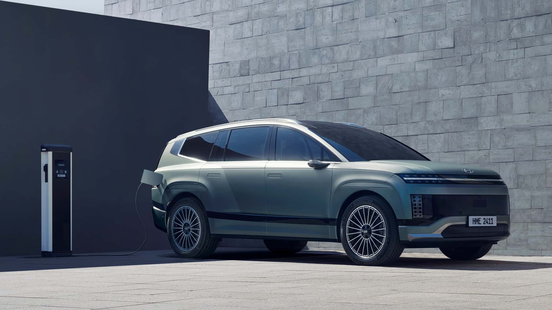 2025 Hyundai IONIQ 9