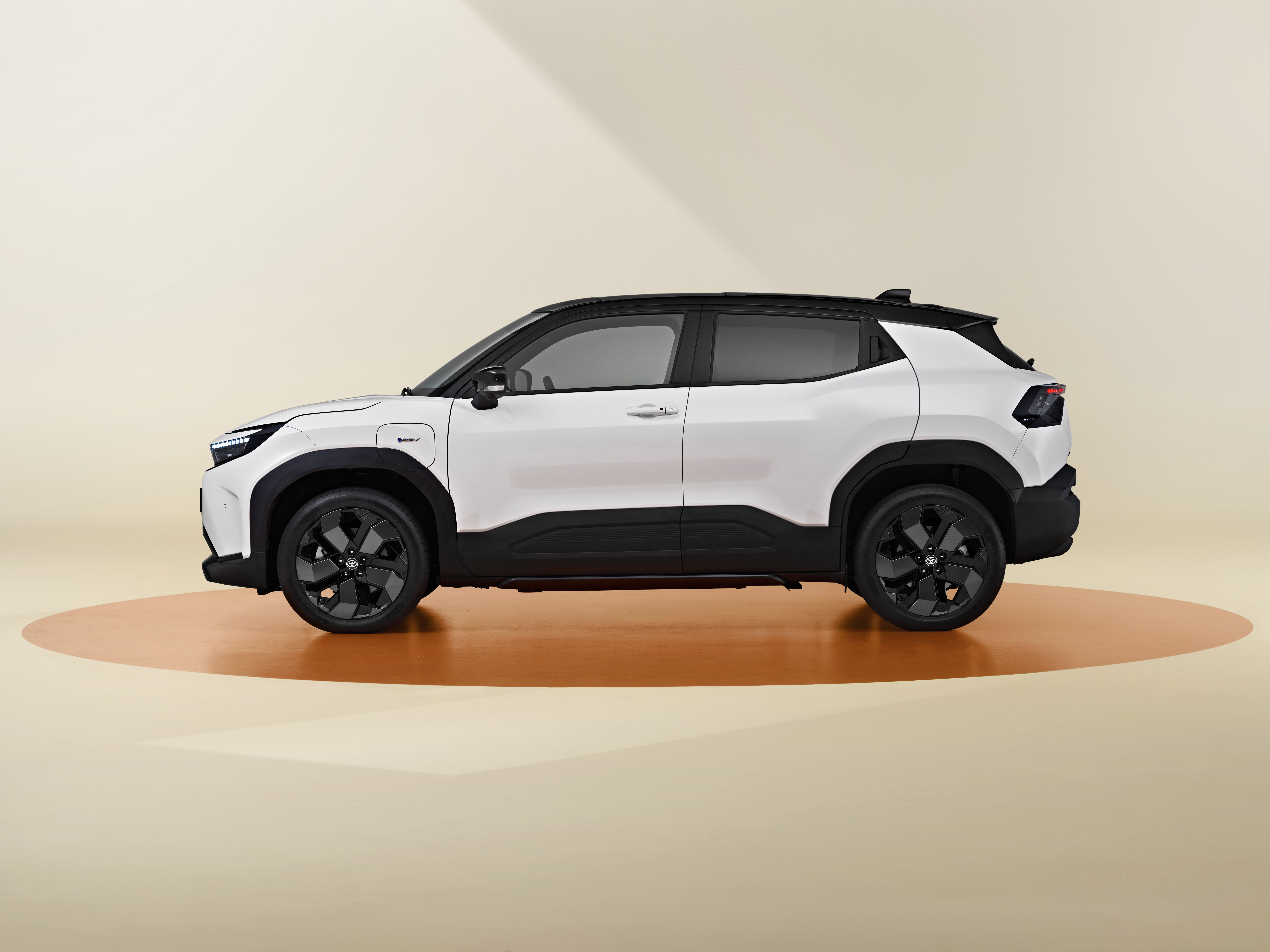  Toyota Urban Cruiser