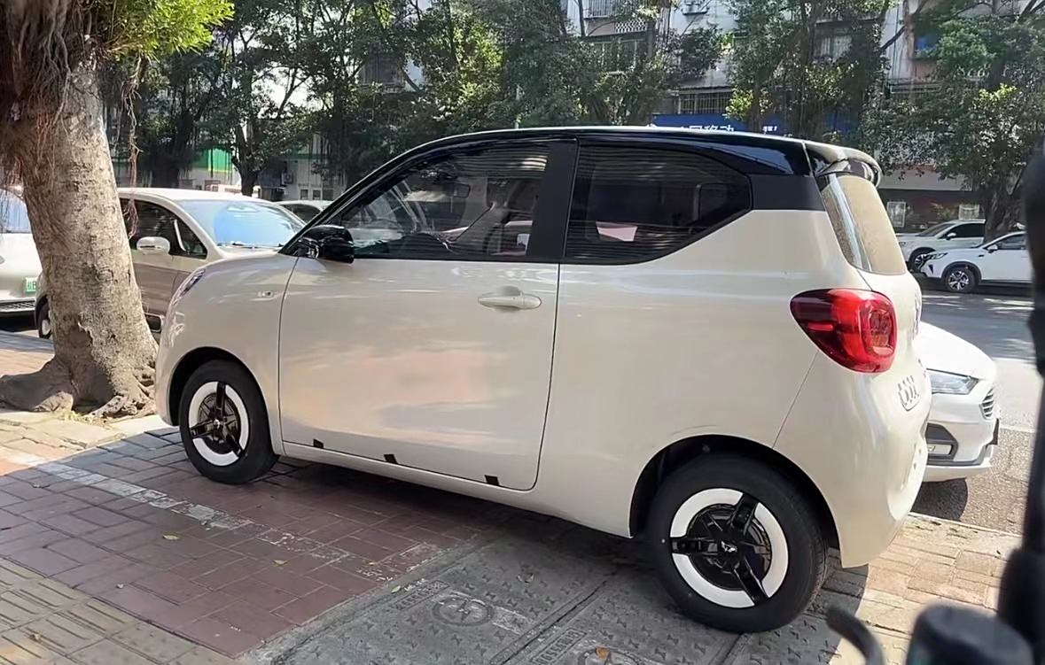 Wuling Hongguang Mini EV