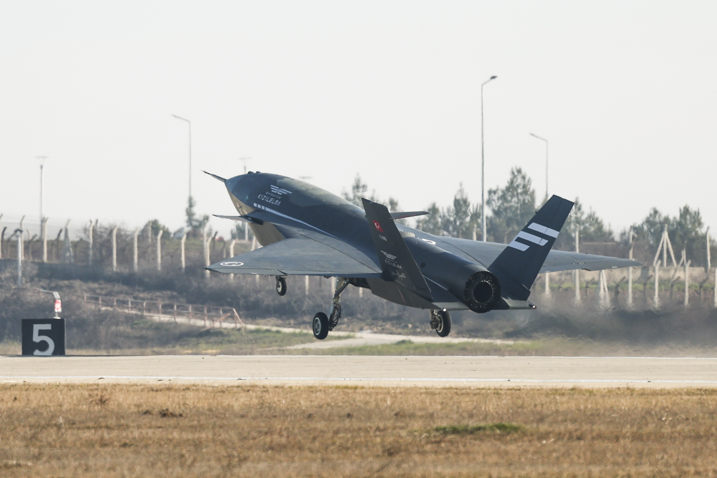 Bayraktar KIZILELMA PT-3