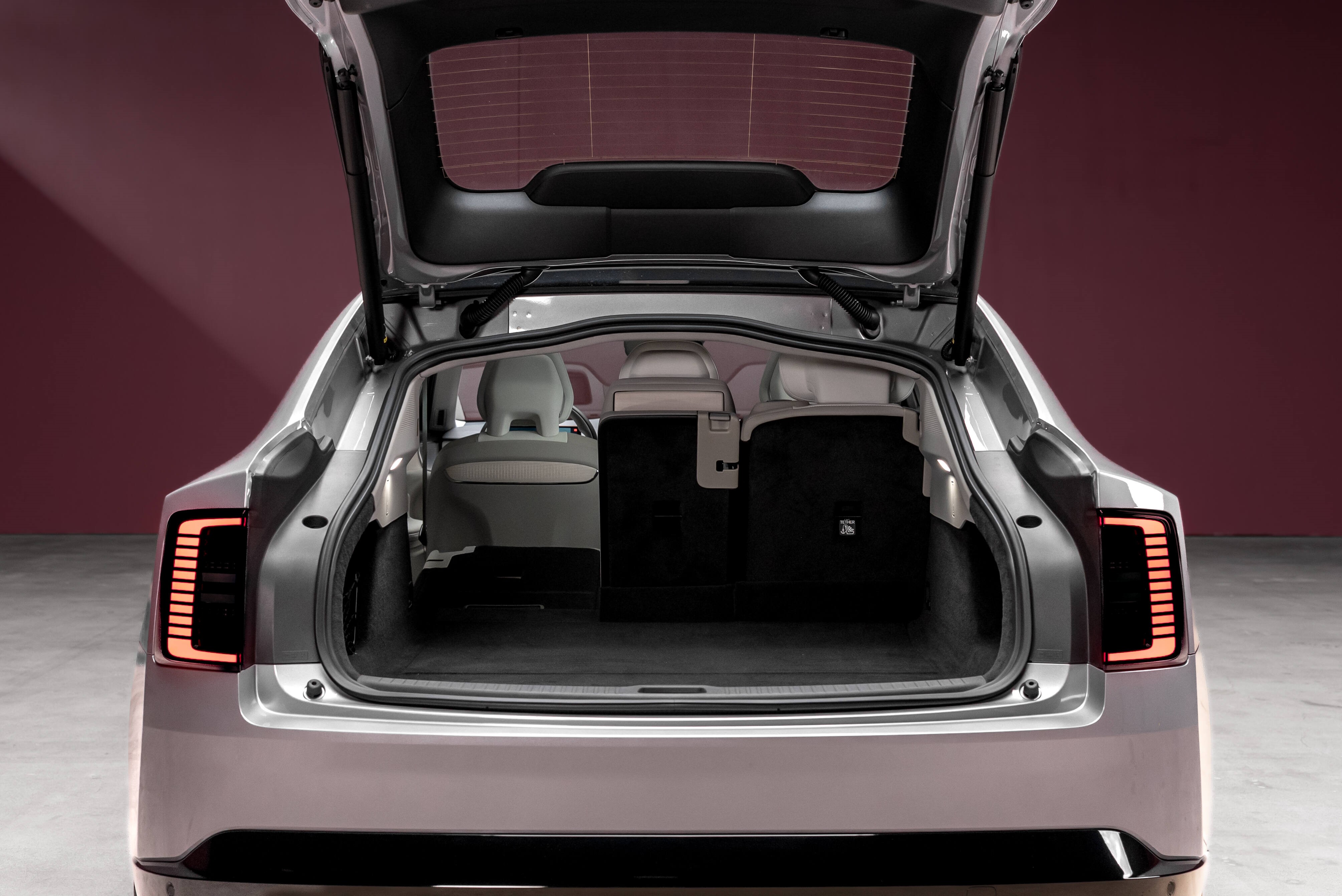 Volvo ES90