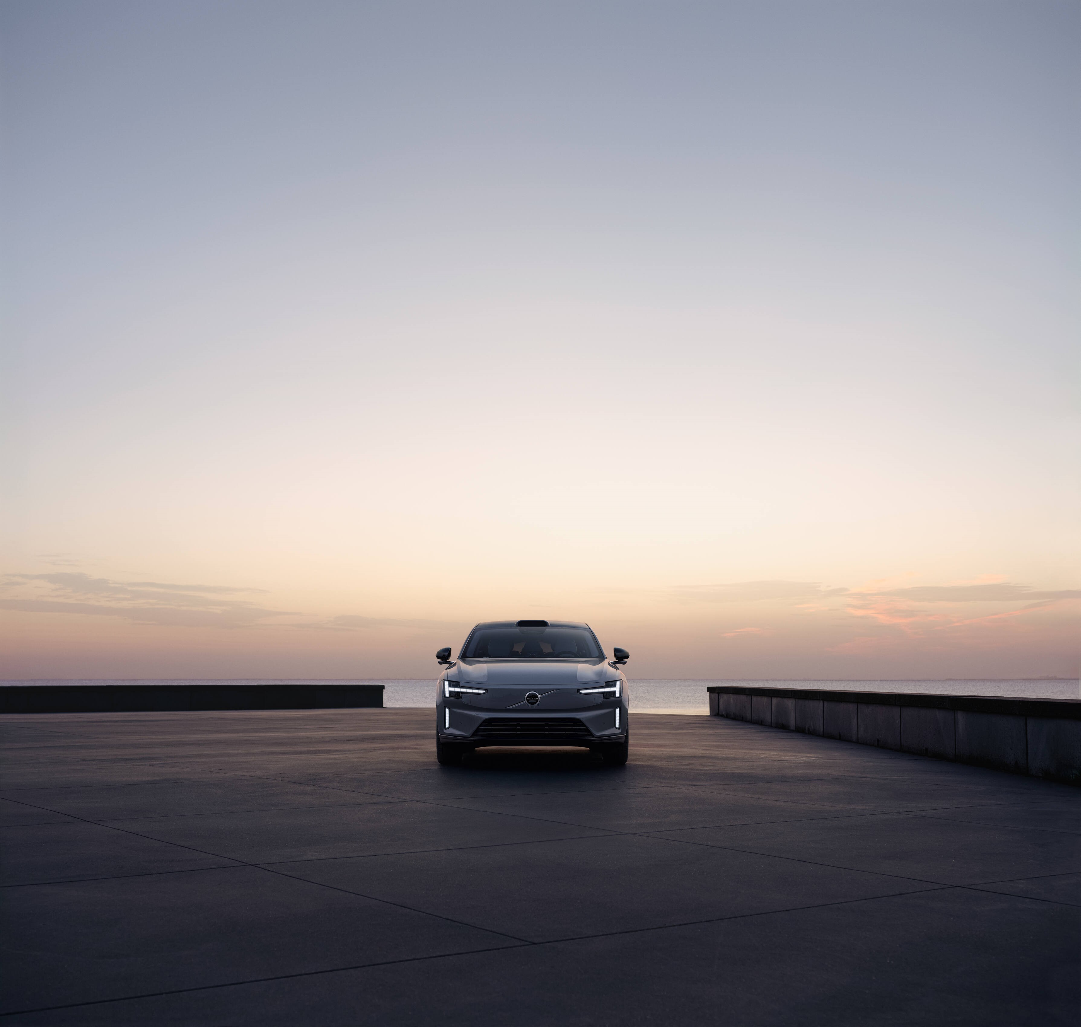 Volvo ES90