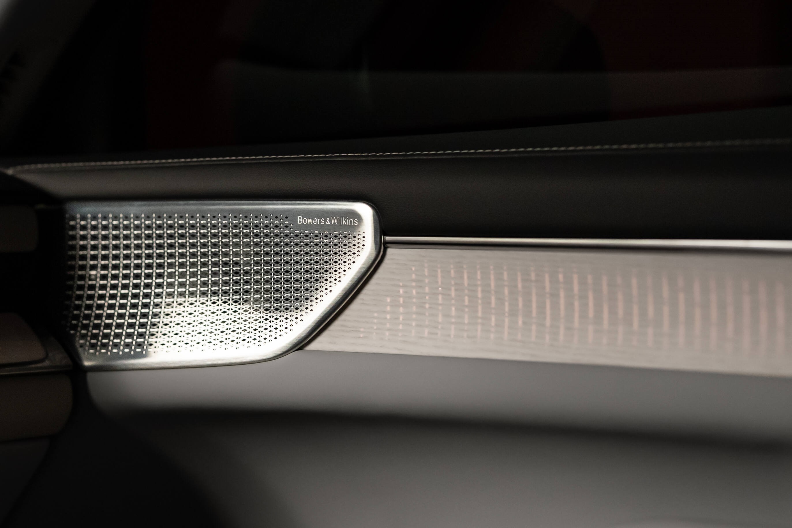 Volvo ES90