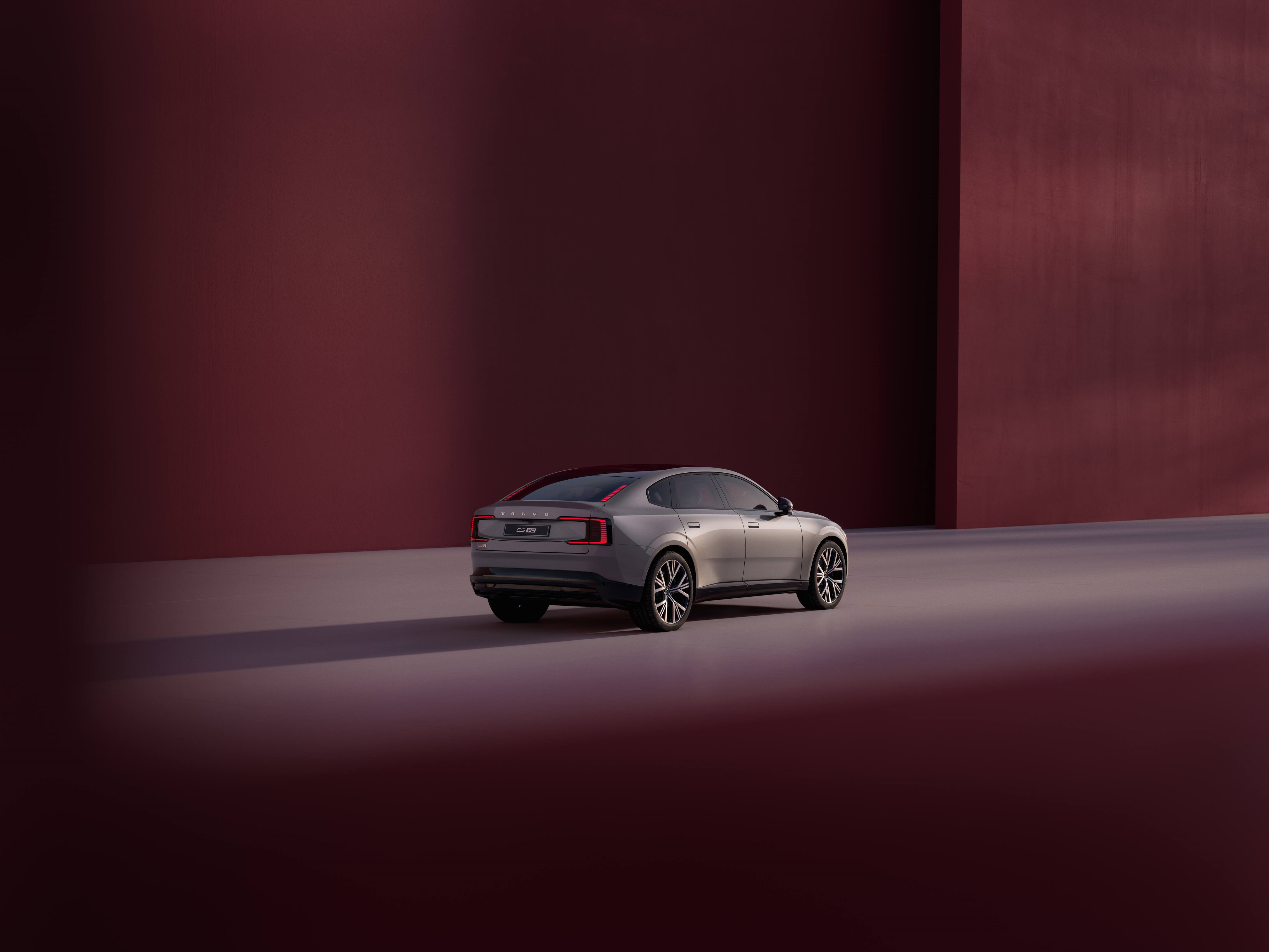 Volvo ES90