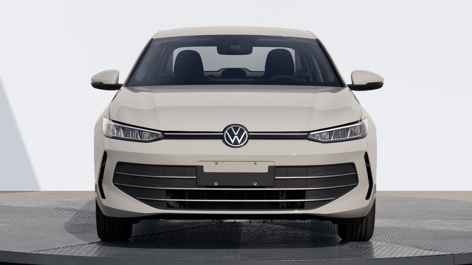 Volkswagen'den ekonomik sedan