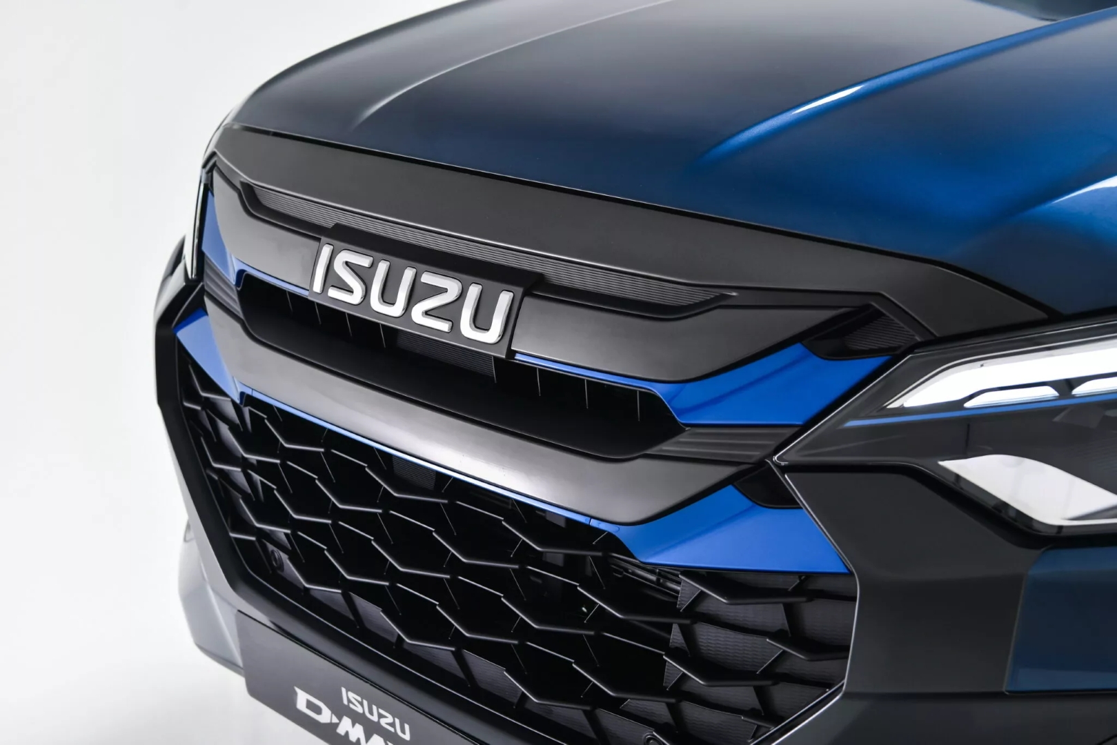 Elektrikli Isuzu D-Max