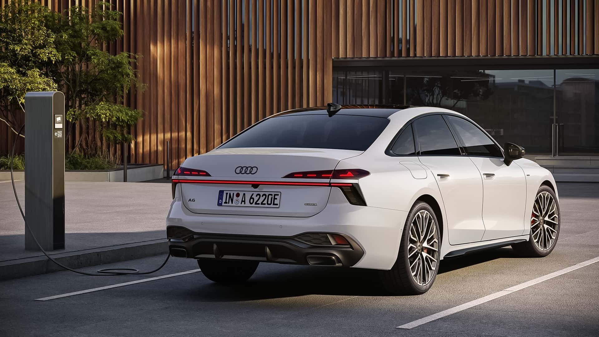 2025 Audi A6 e-hybrid