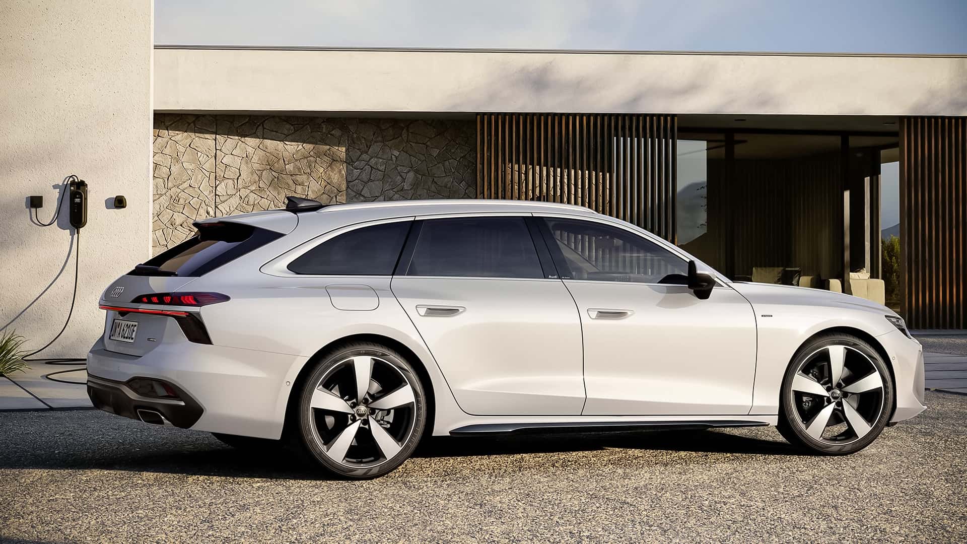 2025 Audi A6 e-hybrid
