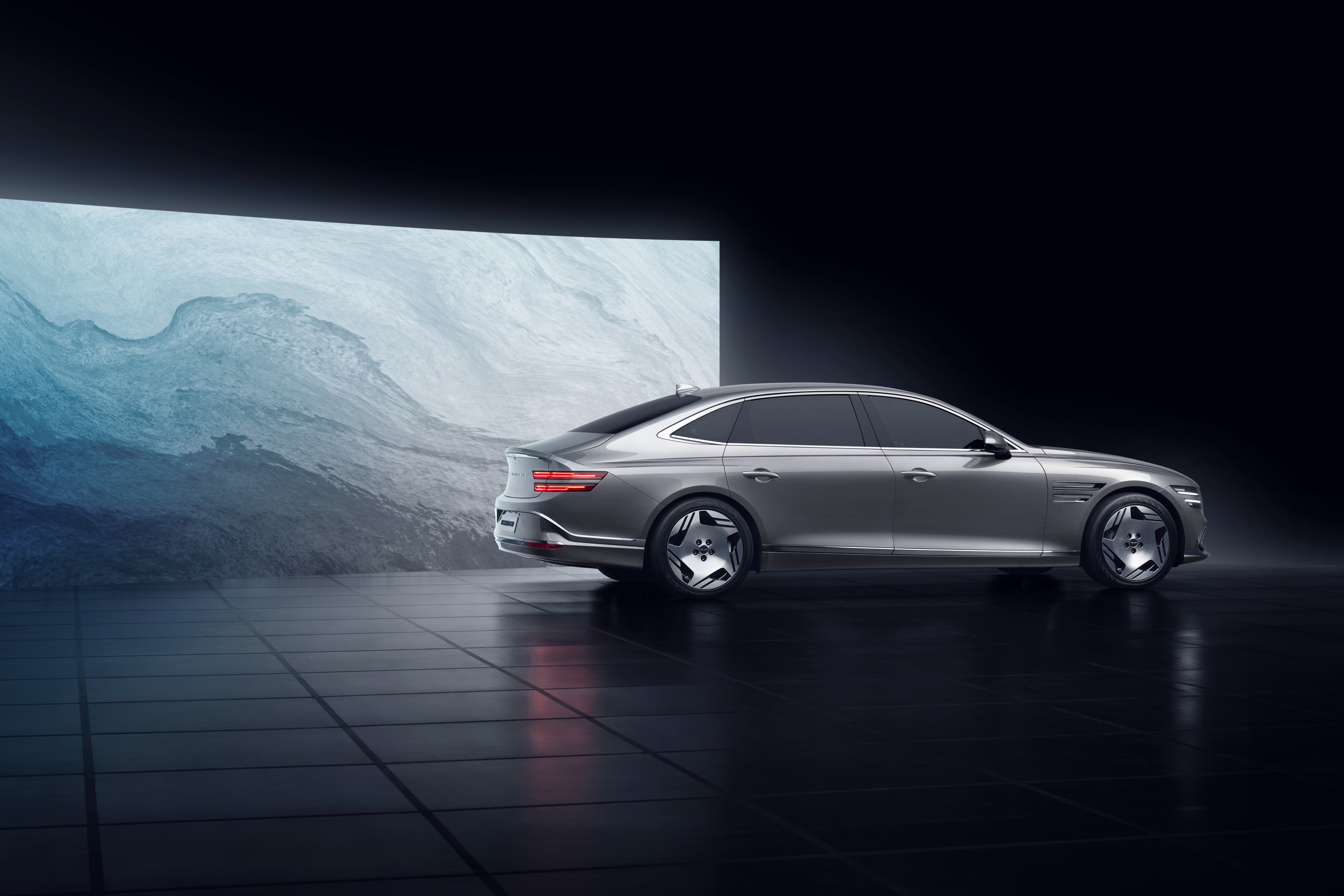 2025 Genesis G80