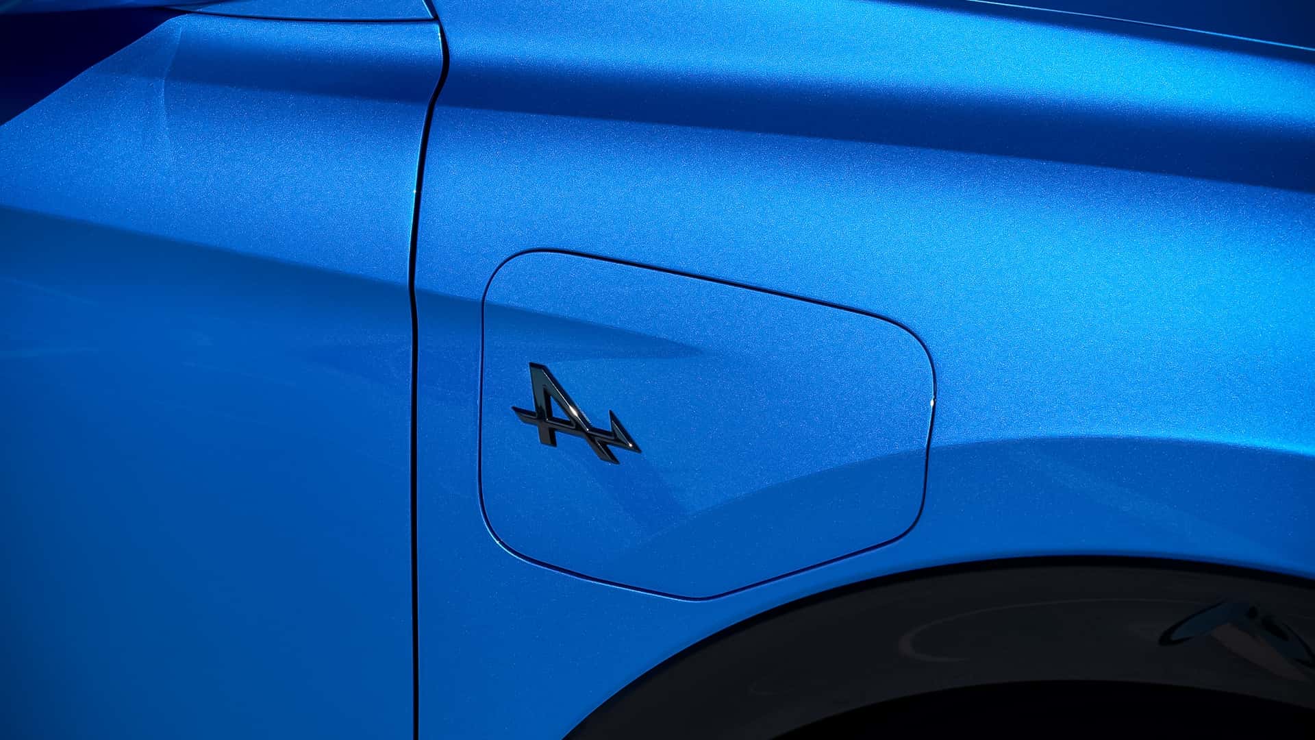 Alpine A390